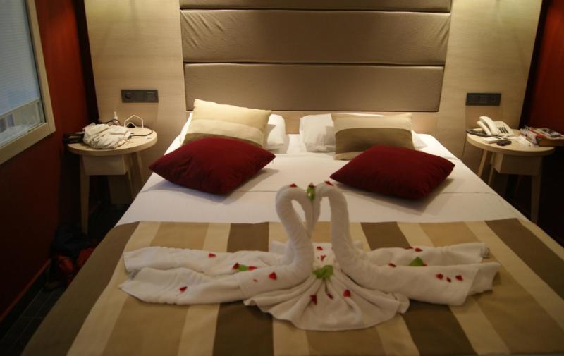 Dodeca Sea Resort Lalyssos Eksteriør billede
